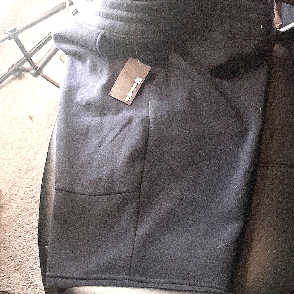 Mens cool and casual drawstring sweat shorts...Navy XXL